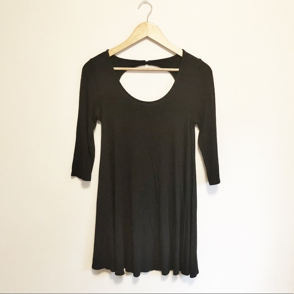 American Eagle Outfitters Dresses & Skirts - American Eagle Keyhole Back Skater Dress